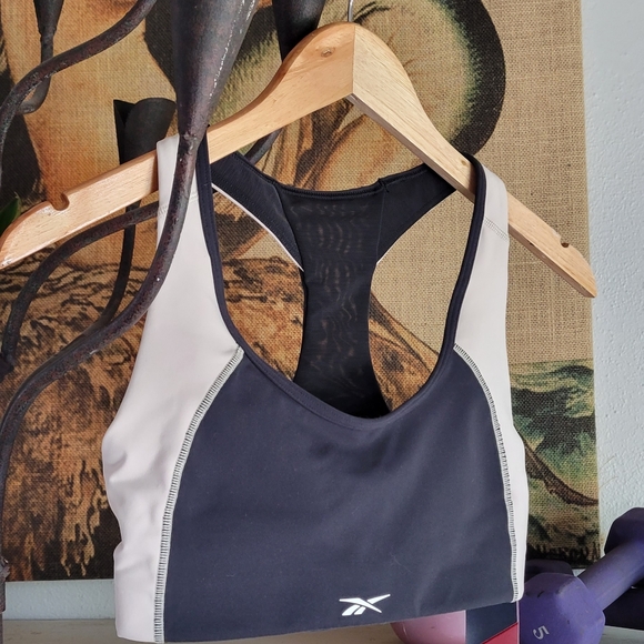 NWT REEBOK Lux Racer Sports Bra - Picture 6 of 14